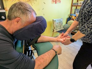 Steph-Amma-assis-main